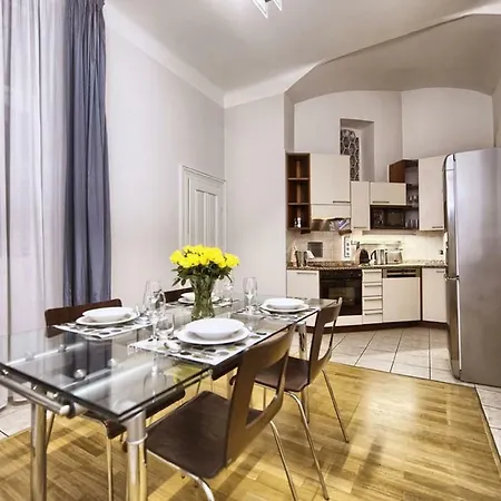 Charming 3bd Apt Saint-Tropez