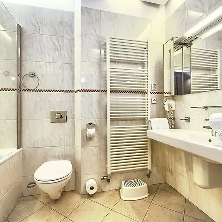 Apartament Charming 3bd Apt *
