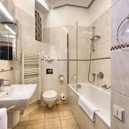 Apartament Charming 3bd Apt Saint-Tropez